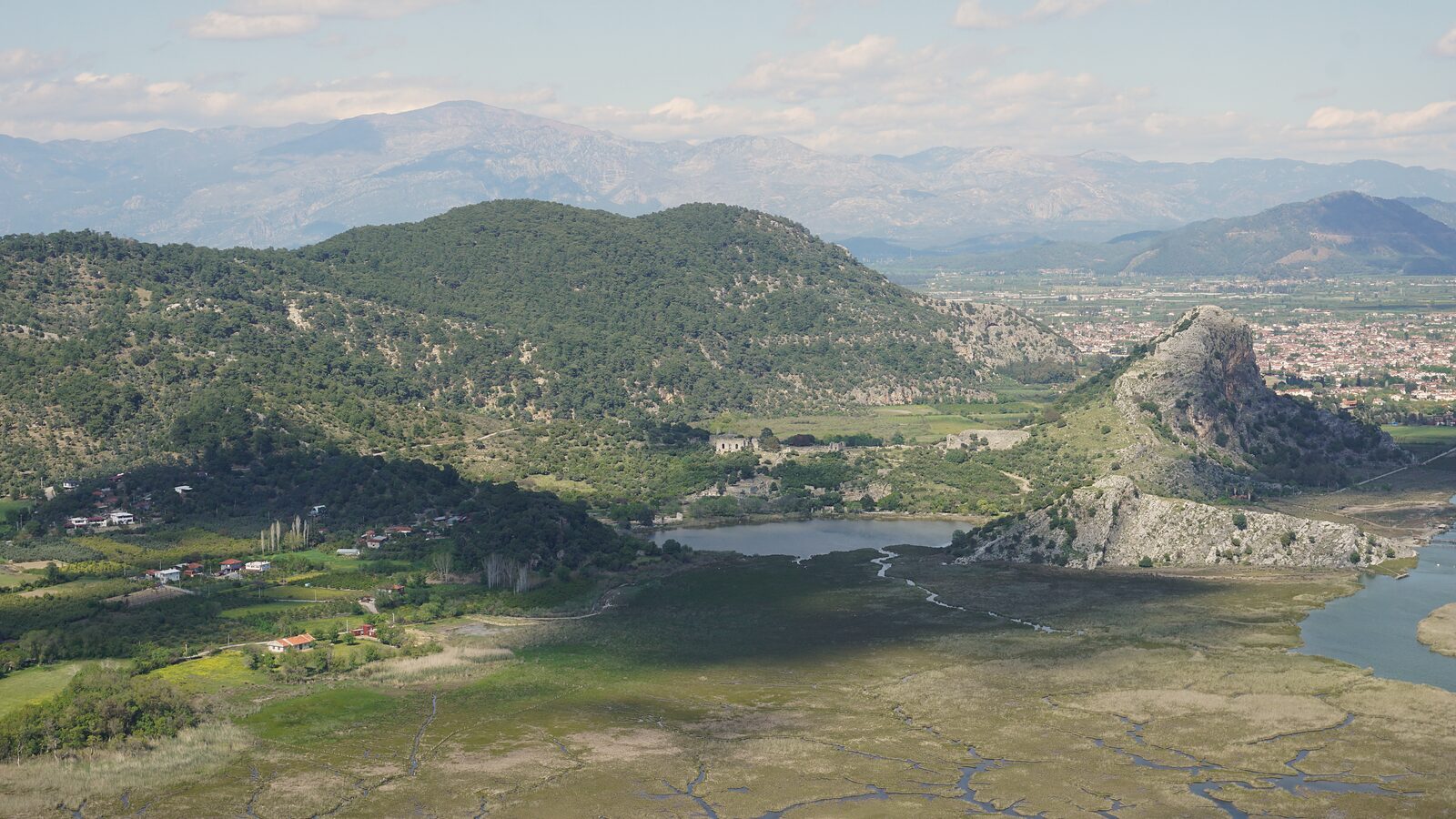 Kaunos and the silted plain; Sülüklü Göl at the centre